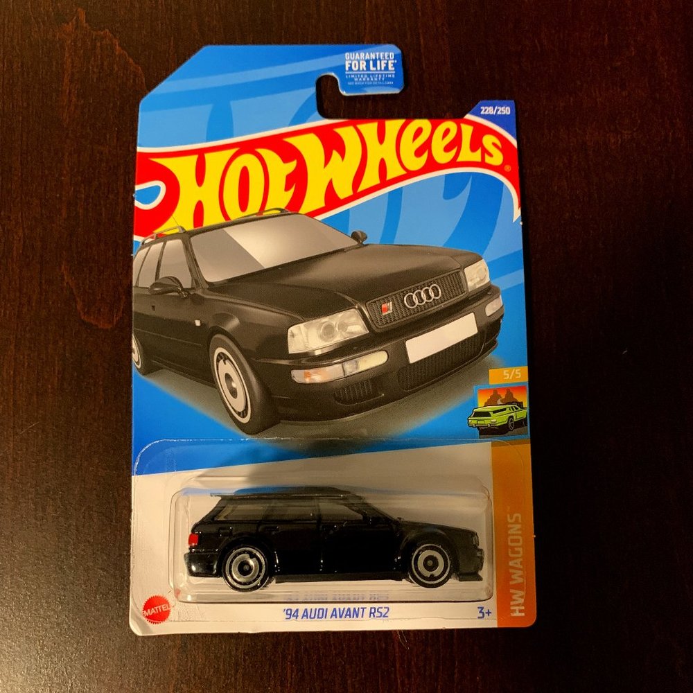 Hot Wheels 94 AUDI AVANT RS2